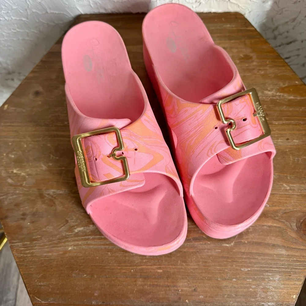 Dr. Scholl's Pink Platform Slide Sandals with Gold Buckle - Picture 2 of 6